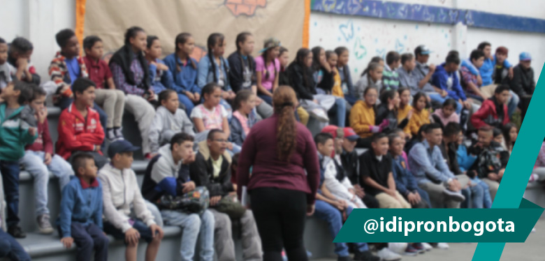 Niños, Niñas, Adolescentes ingresan a clase internados IDIPRON