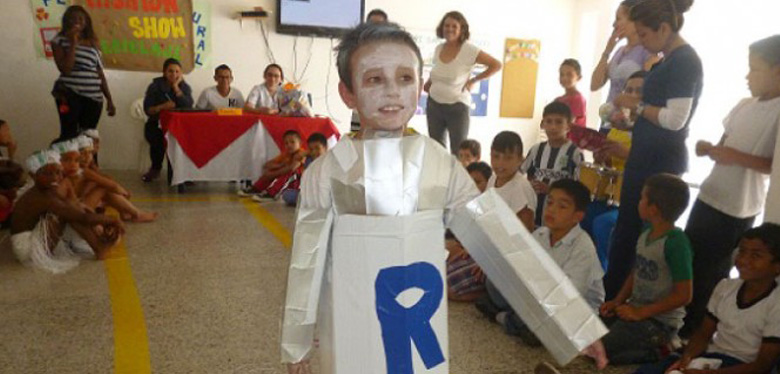 menores de upi aprenden sobre el reciclaje