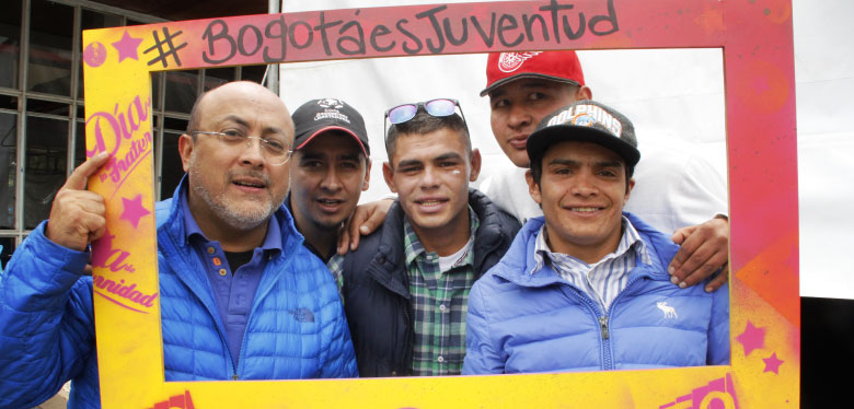 En familia celebramos el Día de la Fraternidad y la Semana de la Juventud